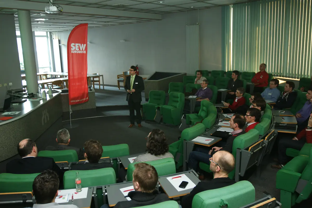 Séminaire technique dans un auditoire